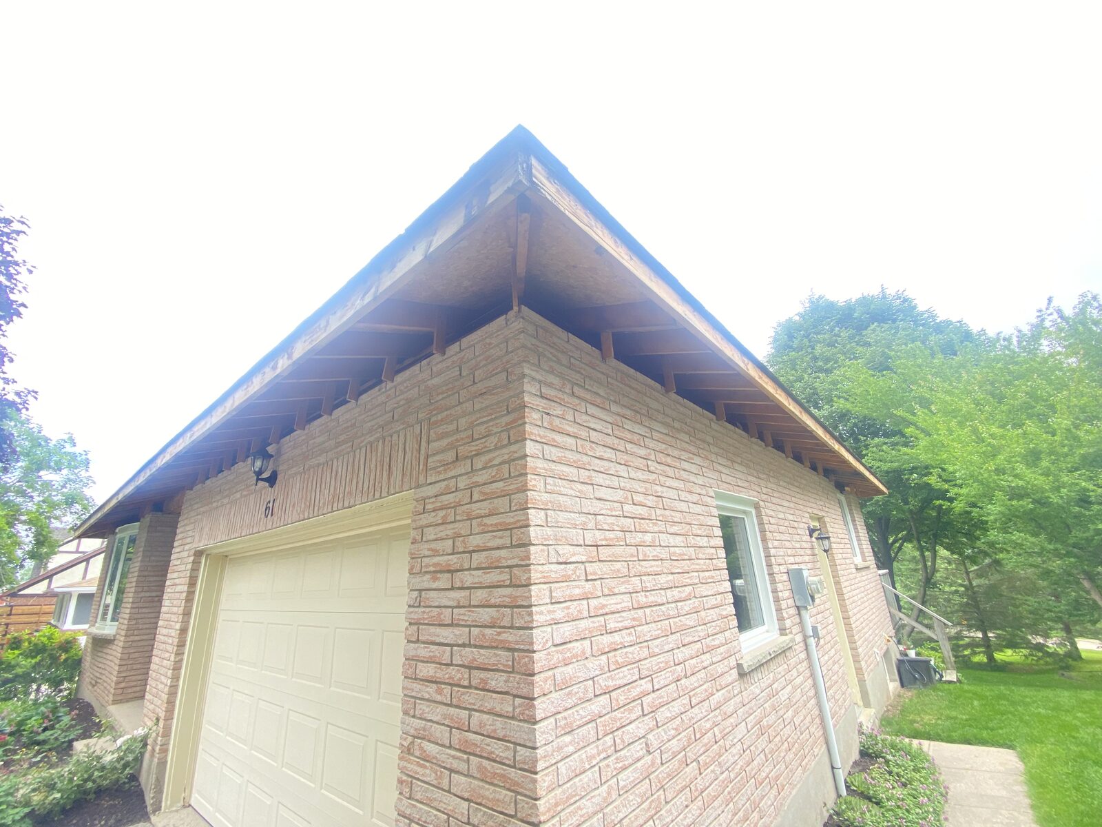 Eavestrough issue before repair, Guelph